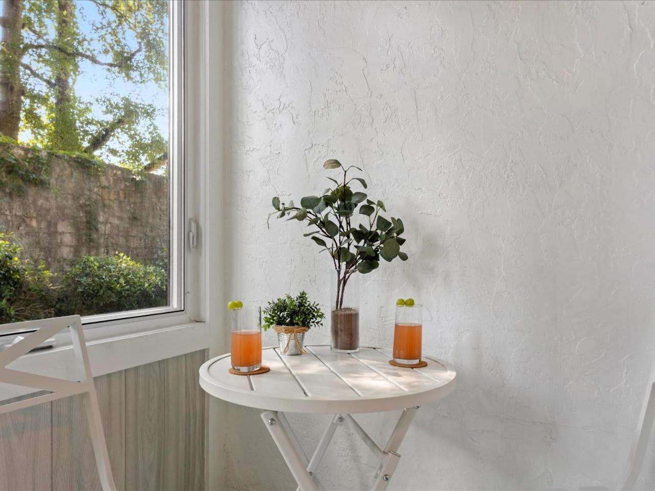 Artist'S Tower Townhome Just Renovated W Loft Gainesville Exteriör bild