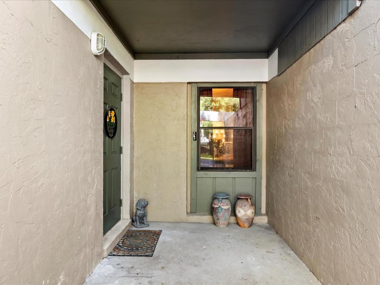 Artist'S Tower Townhome Just Renovated W Loft Gainesville Exteriör bild
